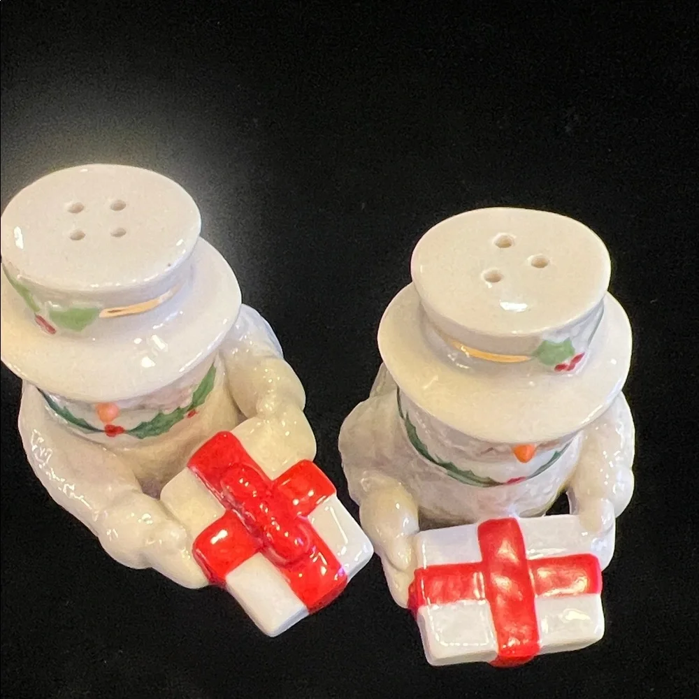 Lenox Happy Holly Days Snowmen Salt & Pepper Shakers